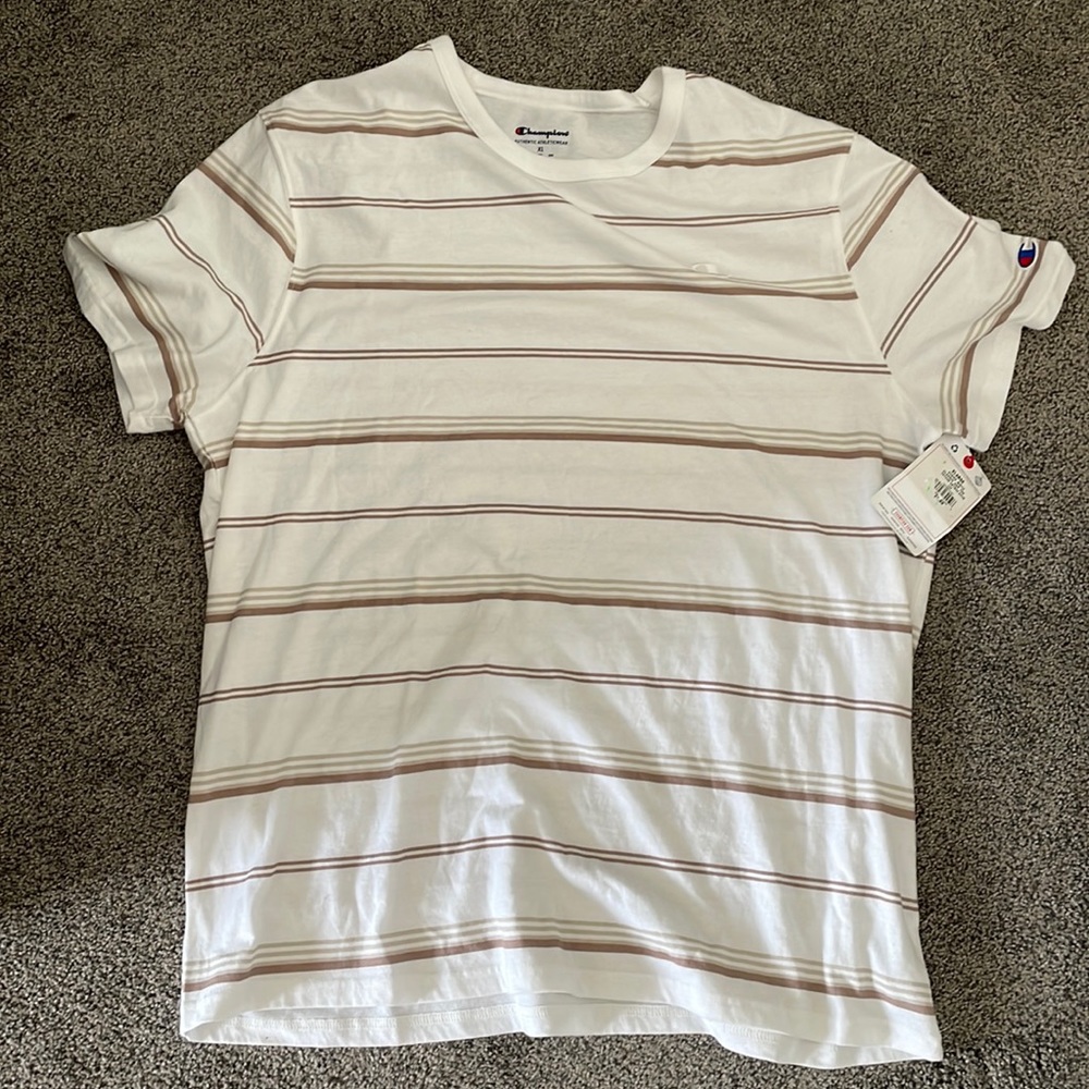 NWT Champion tee m8